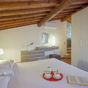 Palazzo Terme By Halldis Apartment
